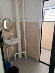 Hong Kah Point (D22), Retail #636299421